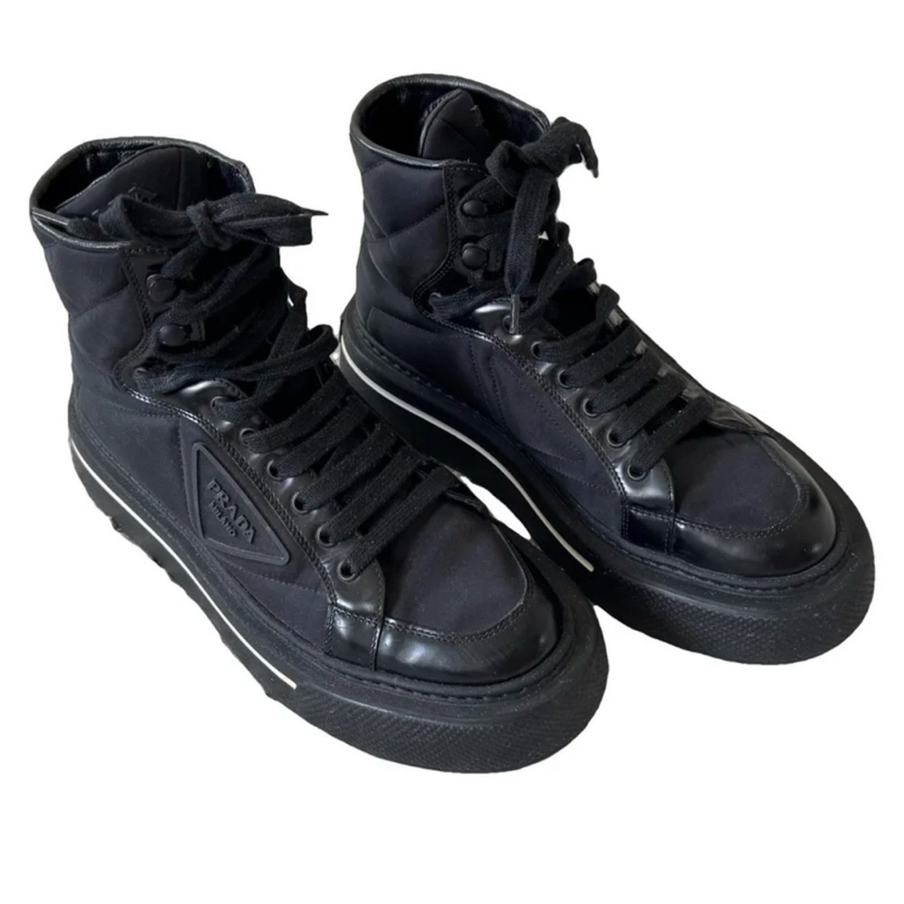 Prada Black Leather Sneakers Sleek Design